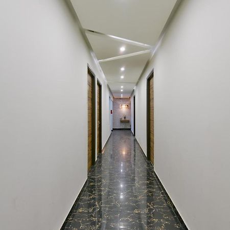 Hotel Fortune Inn By F9 Hotels Ноида Екстериор снимка