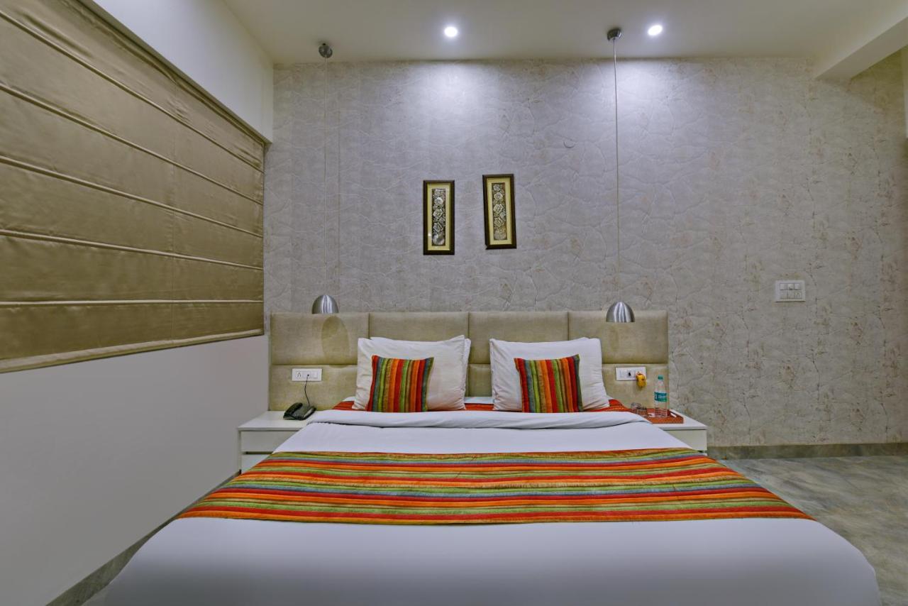 Hotel Fortune Inn By F9 Hotels Ноида Екстериор снимка